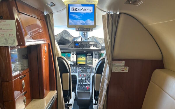 2014 Embraer Phenom 300 Interior