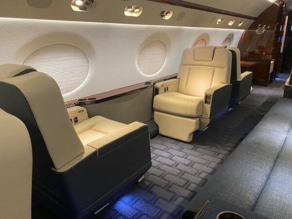 2015 Gulfstream G550 Inside 2